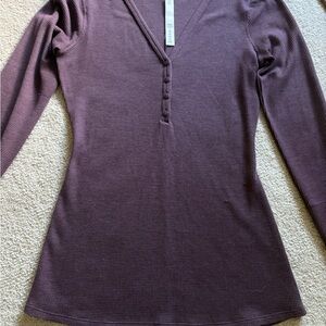 Lululemon close call Henley Heathered attic plum